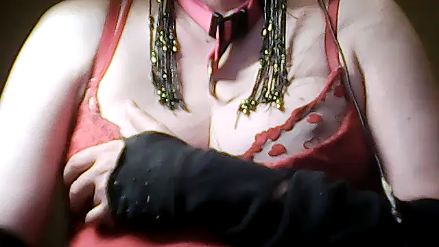 sissy sarah online show from April 19, 7:31 am