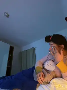 luanadigarda online show from December 24, 9:06 am