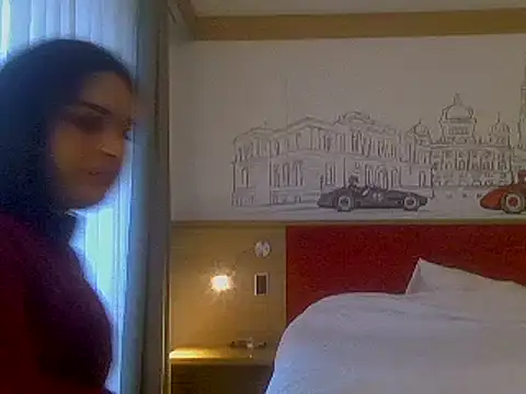 luanadigarda online show from February 13, 2:20 pm