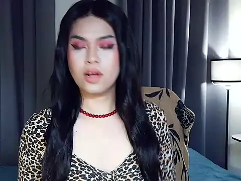 MistressLuna1 online show from July 17, 11:55 pm