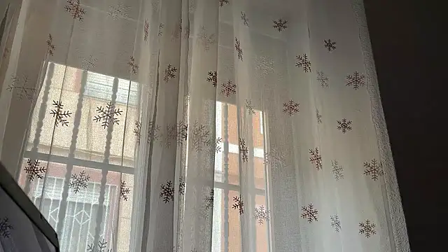 pinkgirls18 online show from February 10, 10:20 am