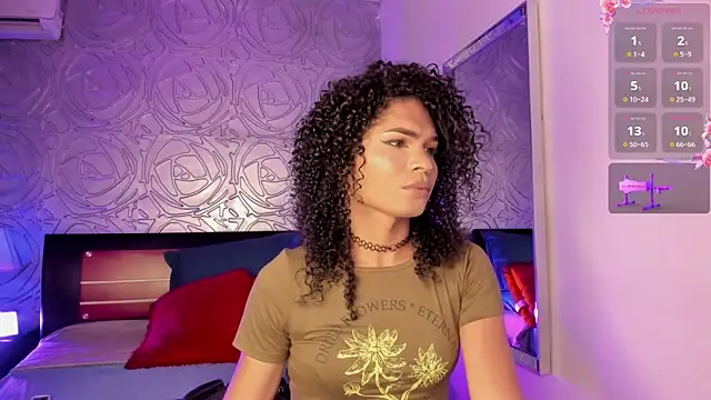 vennus1  online show from October 30, 5:56 pm