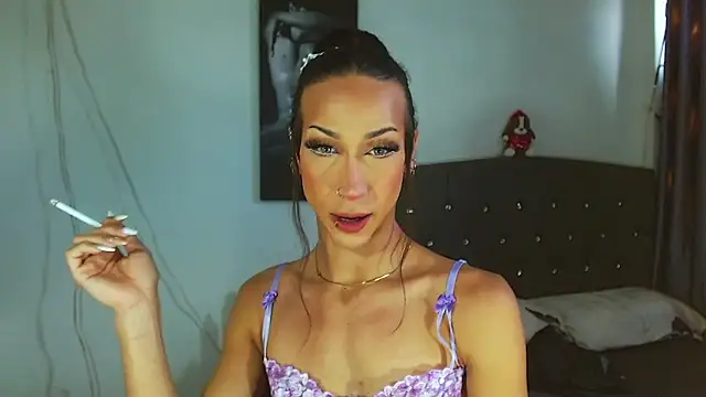 Kenisha Sweet online show from February 26, 5:40 pm