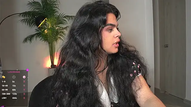 artechloe online show from May 3, 2:05 am