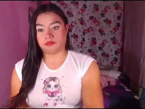 katrinawillff online show from December 15, 5:47 am