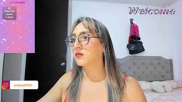 andrea hills online show from February 26, 3:17 pm