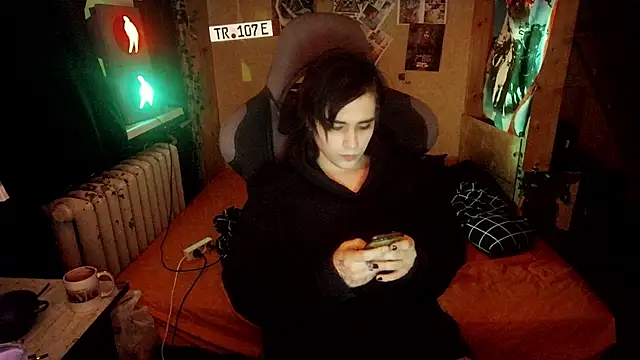 sademobeer online show from February 13, 4:47 pm