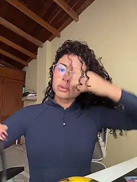 GabriSaenz online show from March 26, 12:42 pm