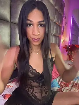 Snapshot of Ashly_Miller chatting on September 19, 8:25 pm Ashly Miller online show from September 19, 8:25 pm