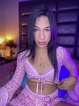 Ashly Miller online show from February 4, 7:29 pm