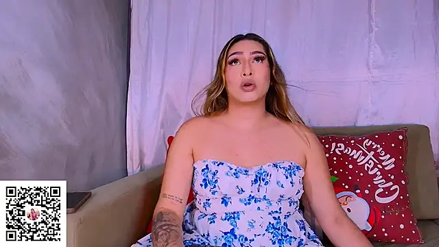 ISABELLASSMITH online show from December 5, 2:27 am