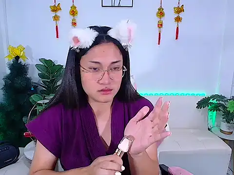 plysaithailand online show from March 18, 2:05 pm