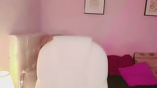 EvaEvangeline online show from December 5, 7:47 am