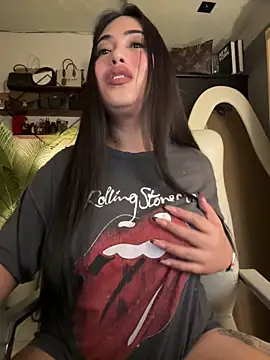 BigDominaMia online show from March 10, 6:55 pm