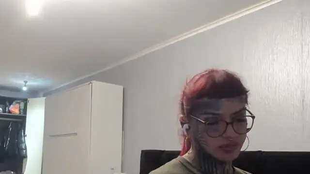 tamarapervert online show from December 18, 9:31 pm