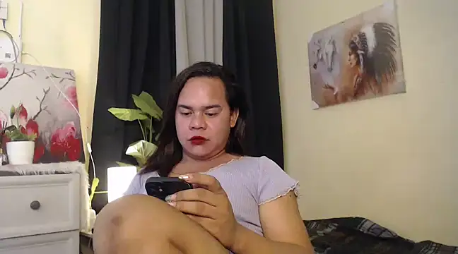 sweetyula online show from December 5, 3:42 am