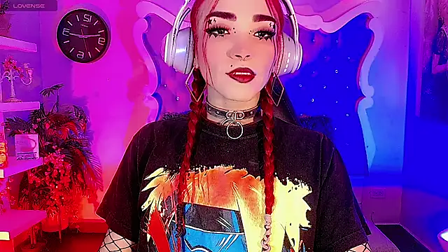 LeyXandrabraz online show from April 18, 7:51 pm