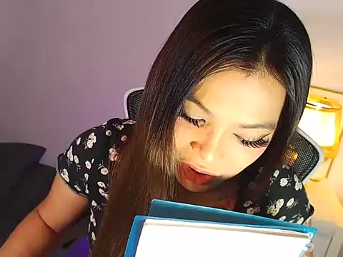 MajesticKitana online show from February 28, 4:52 am