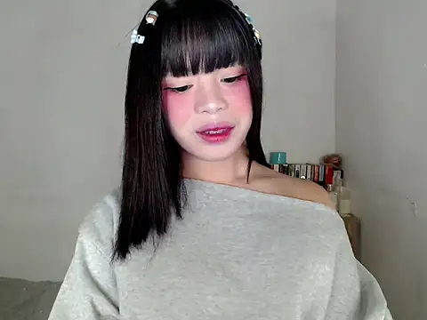 SweetCheska19 online show from June 10, 7:46 pm