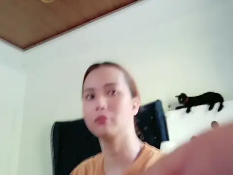 SWEETDOLLAXCEL online show from October 20, 7:55 am