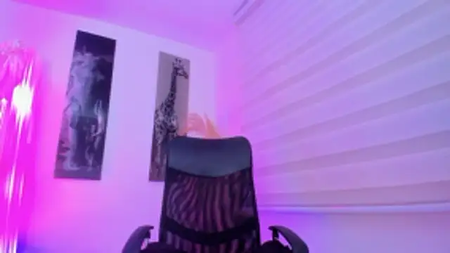 alask pears0 online show from November 23, 4:09 pm