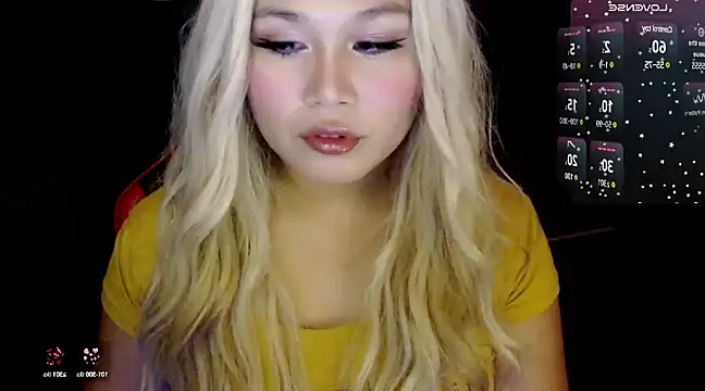 Snapshot of stacey_wills44 chatting on January 26, 6:27 pm stacey wills44 online show from January 26, 6:27 pm