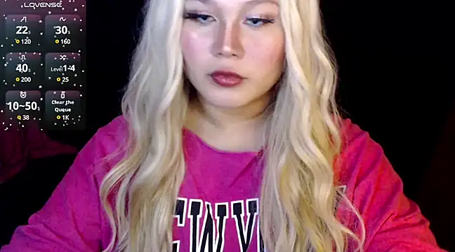 Snapshot of stacey_wills44 chatting on March 3, 8:50 pm stacey wills44 online show from March 3, 8:50 pm