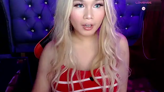 stacey wills44 online show from March 7, 11:11 pm