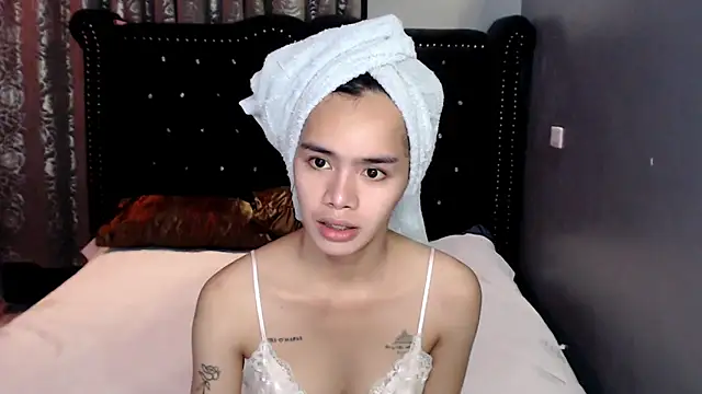 shecutie69 online show from September 19, 4:46 pm