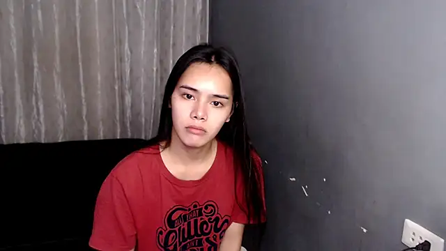 shecutie69 online show from May 24, 12:07 am