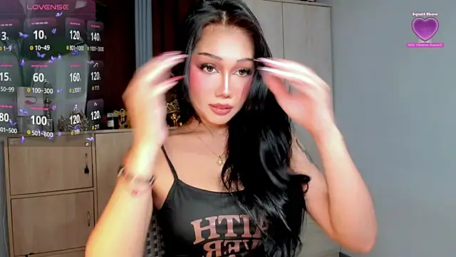 Icon1c LiLy online show from June 30, 1:05 am