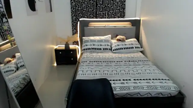 AmazingLuchie online show from December 21, 7:14 am