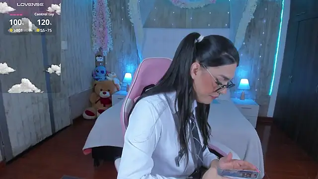 floryn susana online show from February 27, 11:00 pm