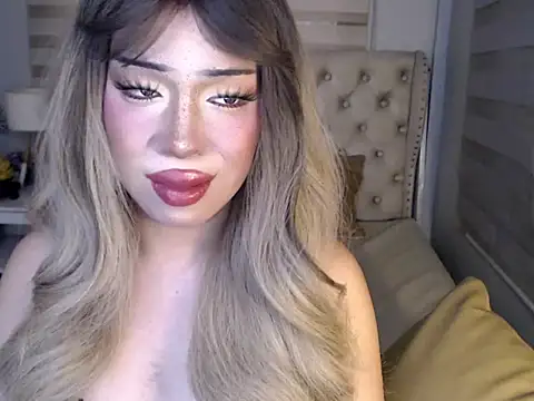 RebecaNextToYou online show from February 20, 6:10 pm