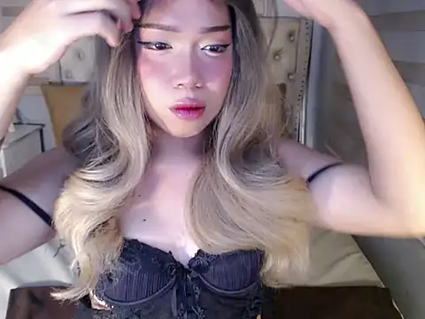 RebecaNextToYou online show from February 22, 6:21 pm