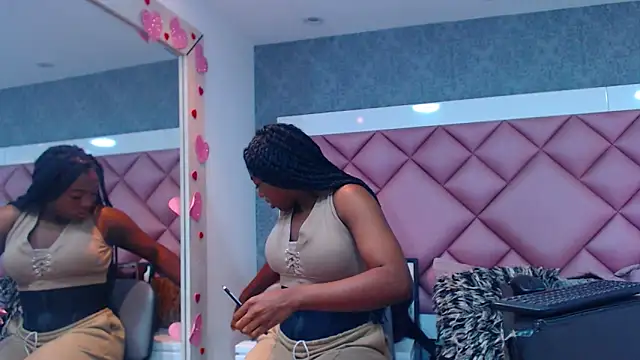 DanielaDuff online show from March 12, 8:03 pm