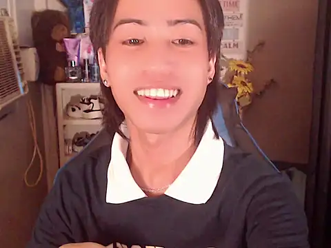 Lemonadexxx online show from April 19, 4:30 pm