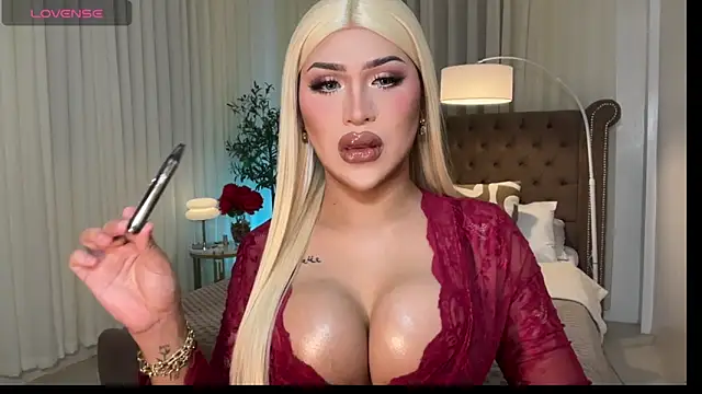 Your Majesty Tyra online show from March 18, 5:19 am