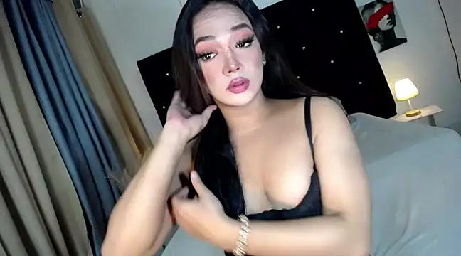 AlmiraFayeee online show from January 11, 4:46 pm