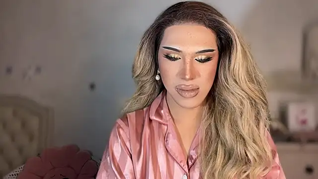 Ts glamxxxx online show from November 22, 12:23 am