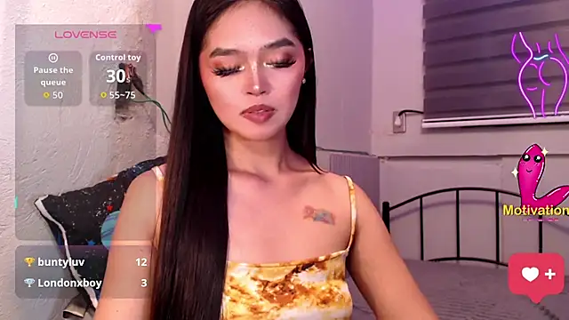 Itsme claire online show from March 8, 2:15 am