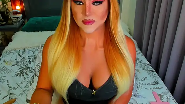 MissNaughtyTyra online show from September 10, 1:37 am