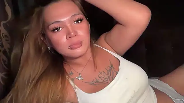 Claire Brooke online show from March 15, 10:24 pm