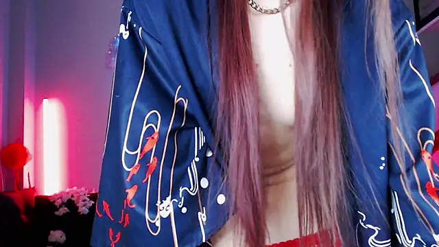 Snapshot of Wildorchid_ chatting on February 8, 5:40 am Wildorchid online show from February 8, 5:40 am