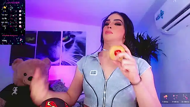 Sophiesweet5 online show from March 26, 5:05 pm