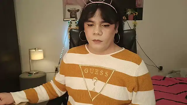 Violetacam 05 online show from February 1, 3:41 am