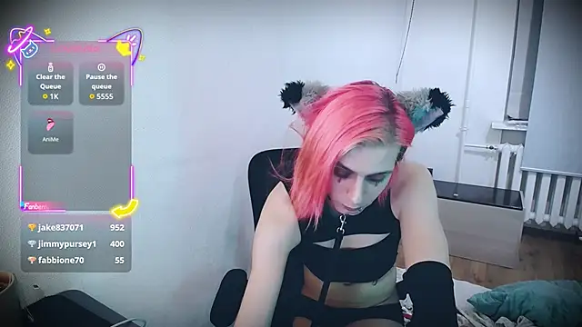 Littlepinkcat online show from January 19, 12:30 am