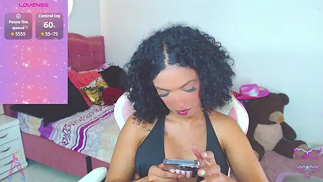 Tanedra collings online show from March 21, 11:31 pm