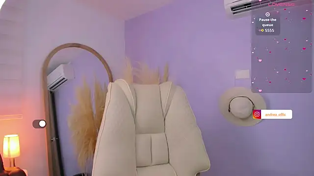 Andrea Marinn online show from February 19, 12:51 am