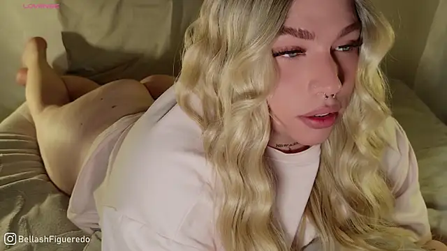 Snapshot of IsabellaFigueredo__ chatting on September 13, 6:30 am IsabellaFigueredo online show from September 13, 6:30 am